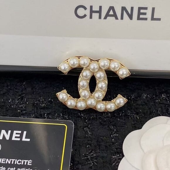 Chanel earrings - Picture 2 of 4